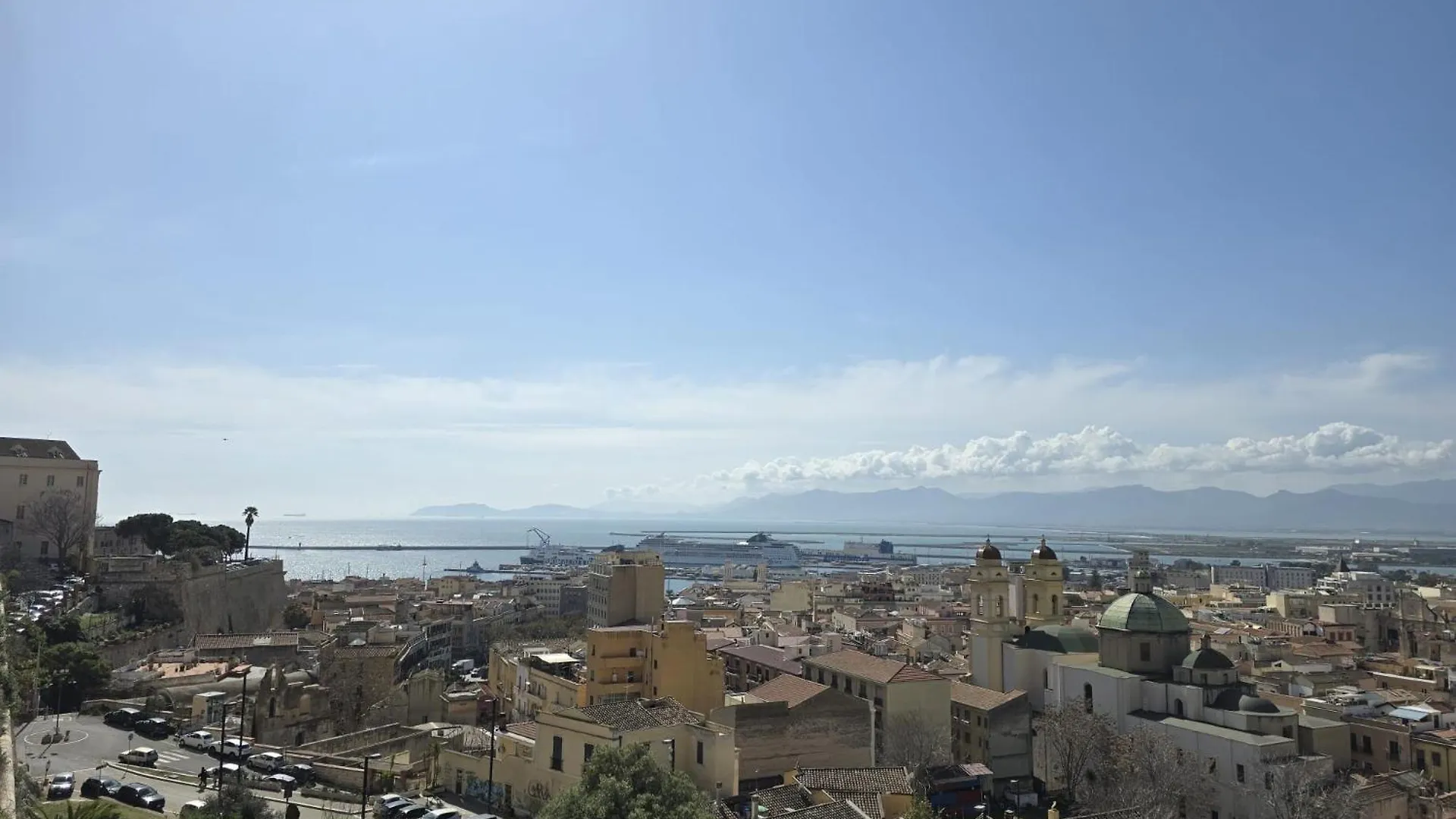 Suite Nel Centro Storico Di Cagliari 0*,  Itália